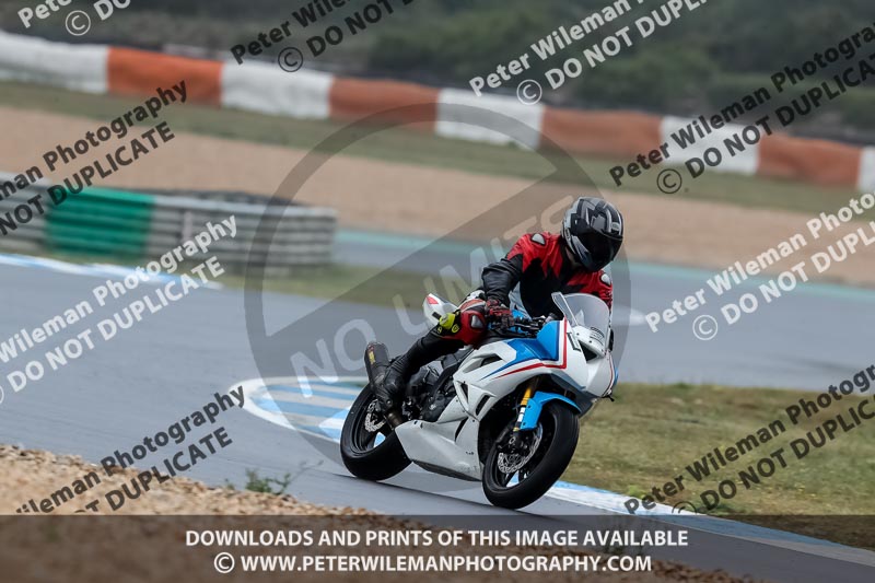 estoril;event digital images;motorbikes;no limits;peter wileman photography;portugal;trackday;trackday digital images